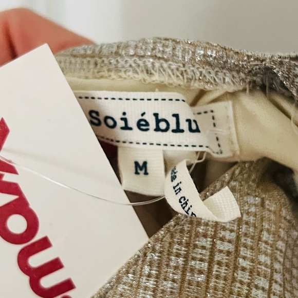 Beautiful gold maxi dress size medium - Picture 10 of 10